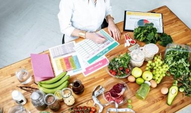 What Does a Bariatric Diet Look Like Before and After Surgery?