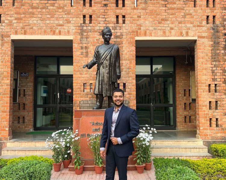 HOW GARVIT CHAHARIA BECAME VARANASI'S NO.1 FINANCIAL ADVISOR?